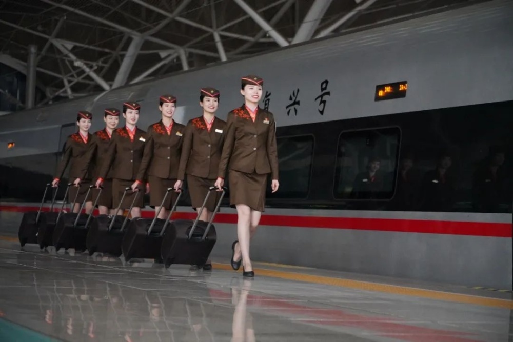 广州东站深圳北站包车